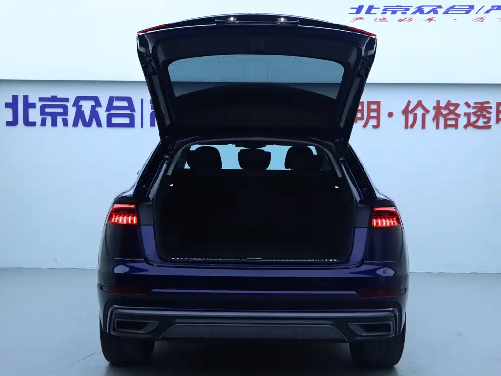Audi Q8 2019 55 TFSI luxury and dynamic model купить на сайте DeffCars
