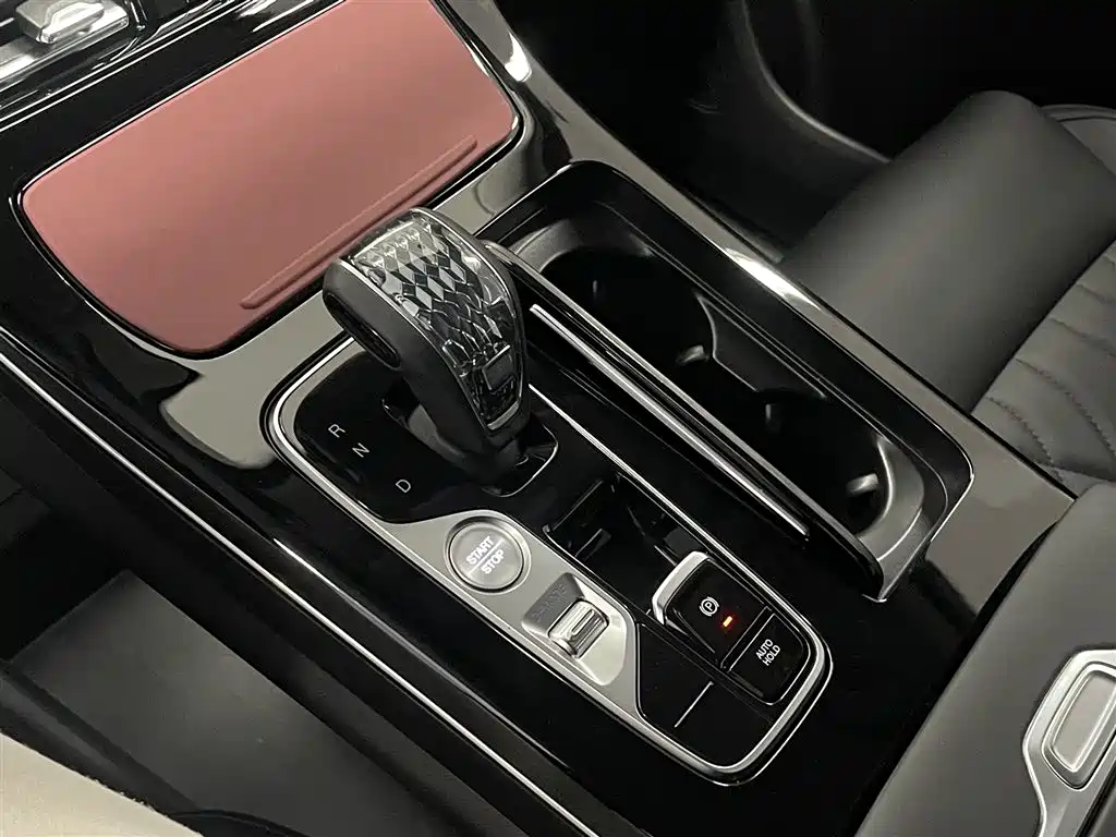 Trumpchi E9 2025 E9 Super Fast Charging Exclusive купить на сайте DeffCars