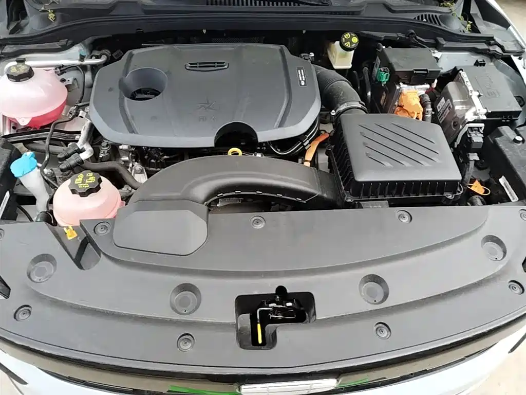 Emgrand L HiP 2024 Longteng Edition 1.5TD-DHT Pro 100KM Beyond Type купить на сайте DeffCars