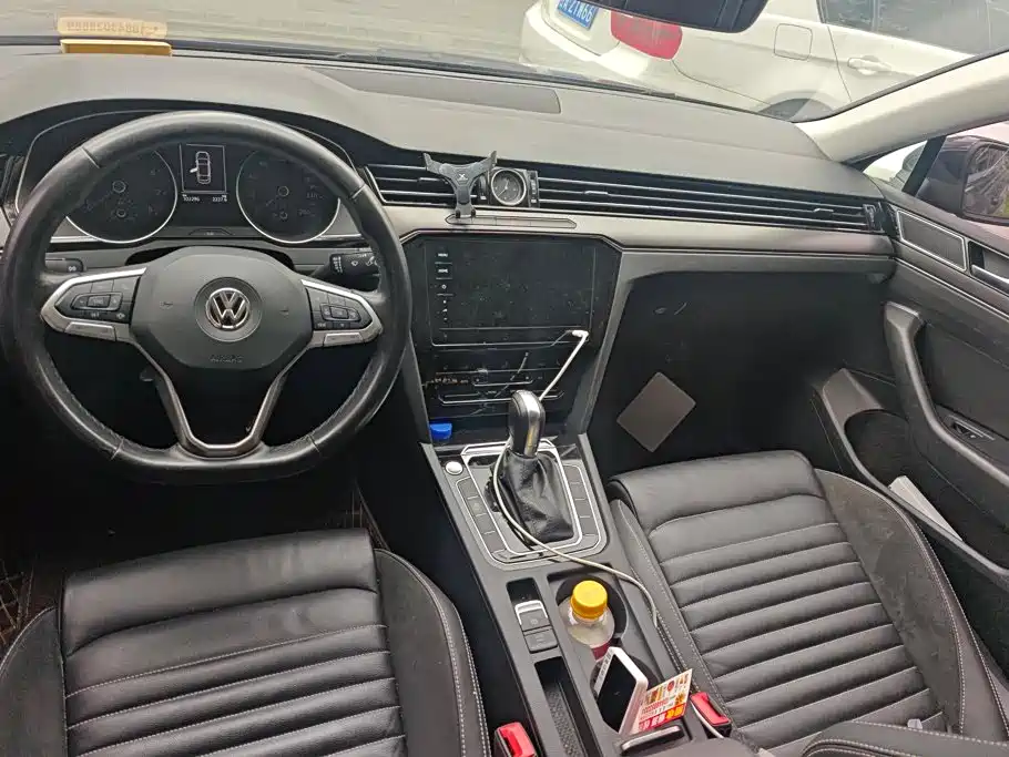 Magotan 2020 330TSI DSG leading model купить на сайте DeffCars