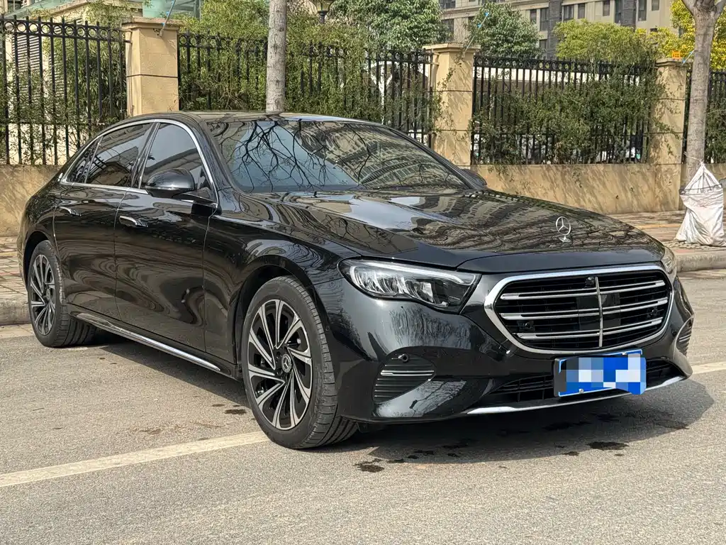 Mercedes-Benz E-Class 2024 E 300 L Luxury Model купить на сайте DeffCars
