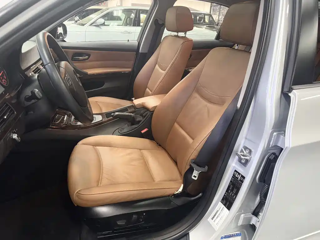 BMW 3 Series 2011款 320i 时尚型 купить на сайте DeffCars