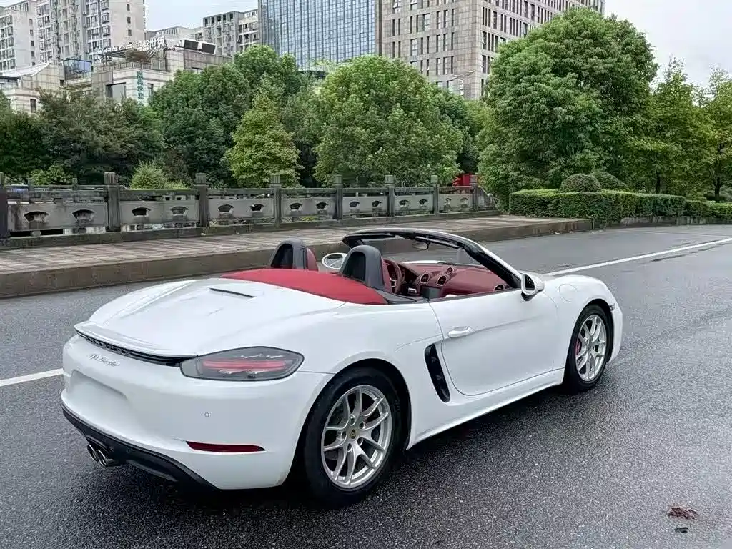 Porsche 718 2018 Boxster 2.0T купить на сайте DeffCars