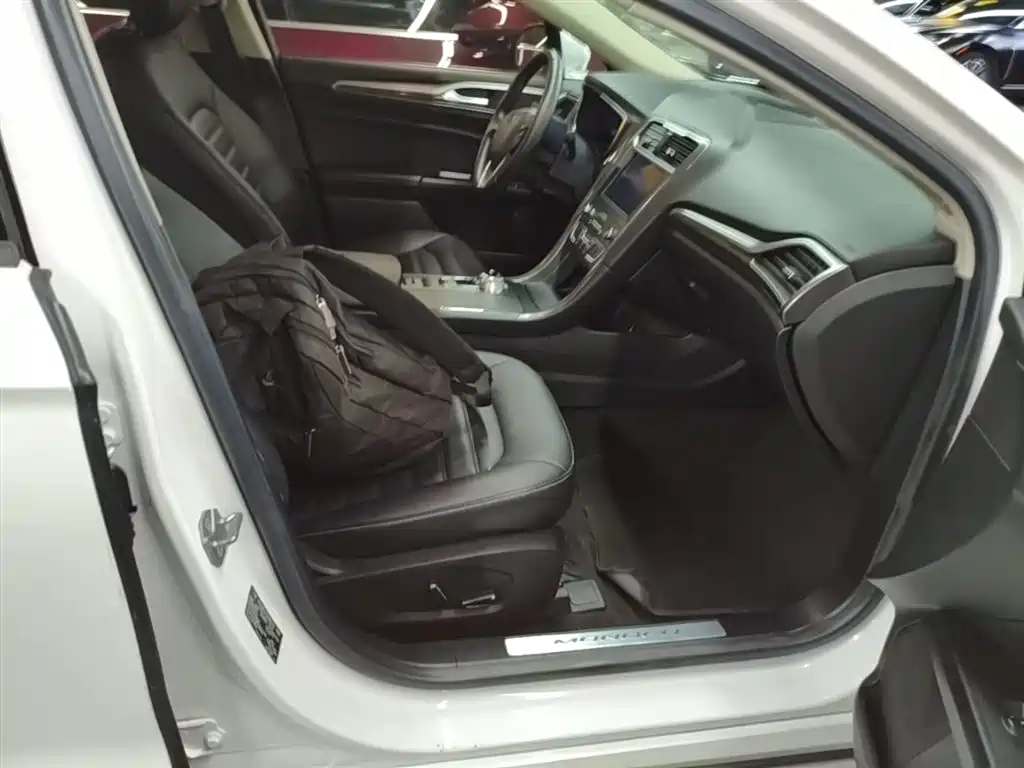 Mondeo New Energy 2018 2.0 PHEV Smart Control Fashion National VI купить на сайте DeffCars
