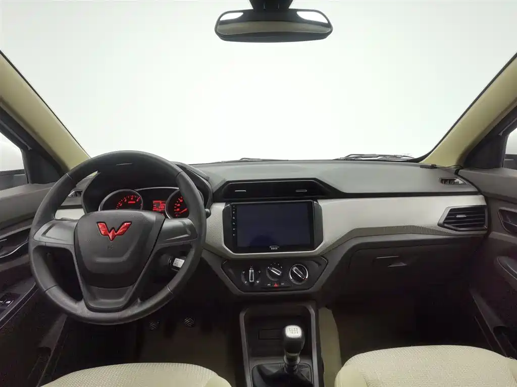 Wuling Hongguang 2021 facelift 1.5L S standard electric power assist LAR купить на сайте DeffCars