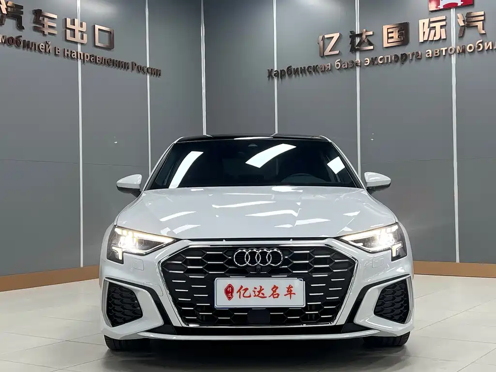 Audi A3 2022 Sportback 35 TFSI stylish and sporty купить на сайте DeffCars