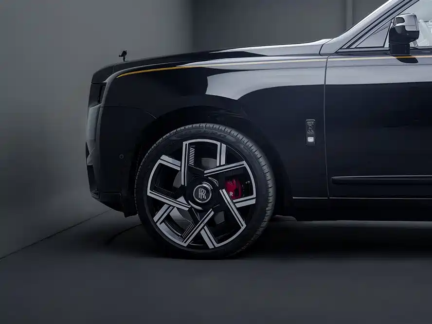 Cullinan 2020 Black Badge купить на сайте DeffCars