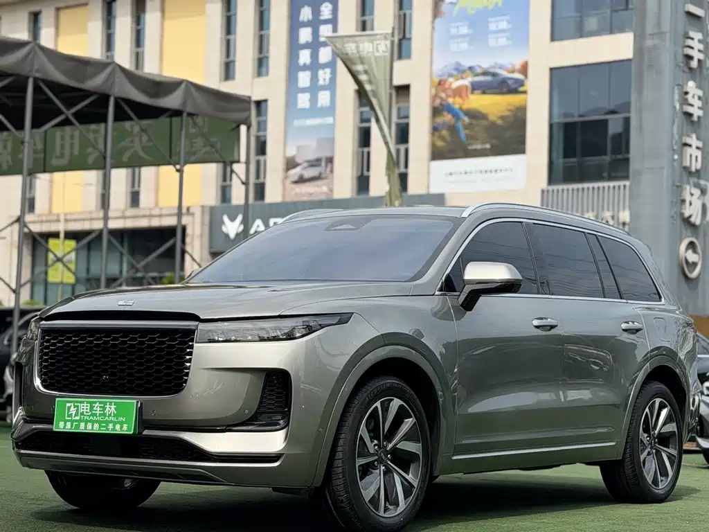 Ideal ONE 2021 extended range 6-seater version купить на сайте DeffCars