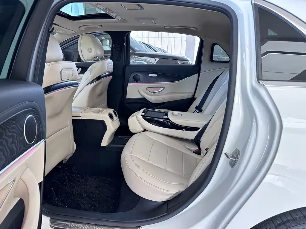 Mercedes-Benz E-Class 2017 E 200 L 4MATIC купить на сайте DeffCars