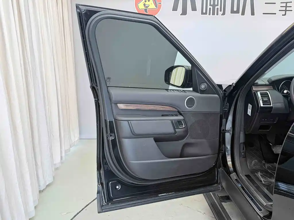 Discover 2017 3.0 SC V6 HSE купить на сайте DeffCars