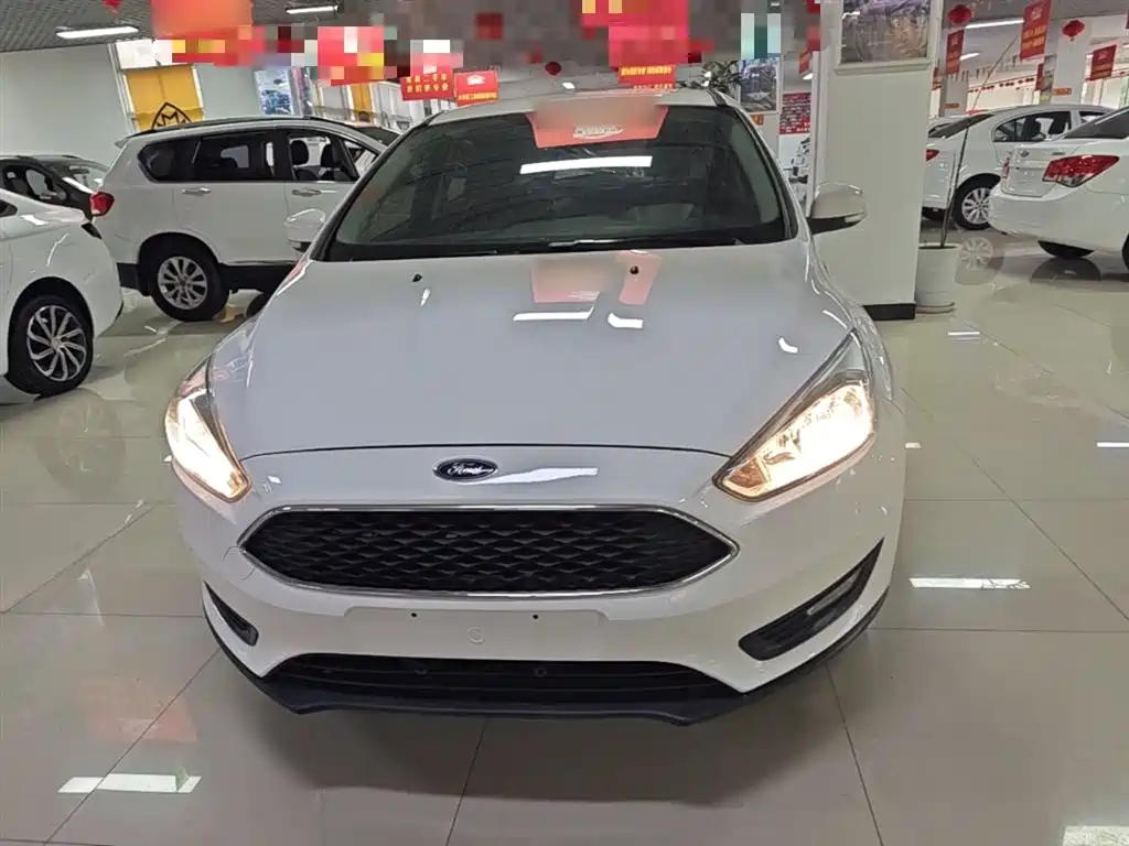 Focus 2018 hatchback classic 1.6L automatic comfort smart mobility version купить на сайте DeffCars