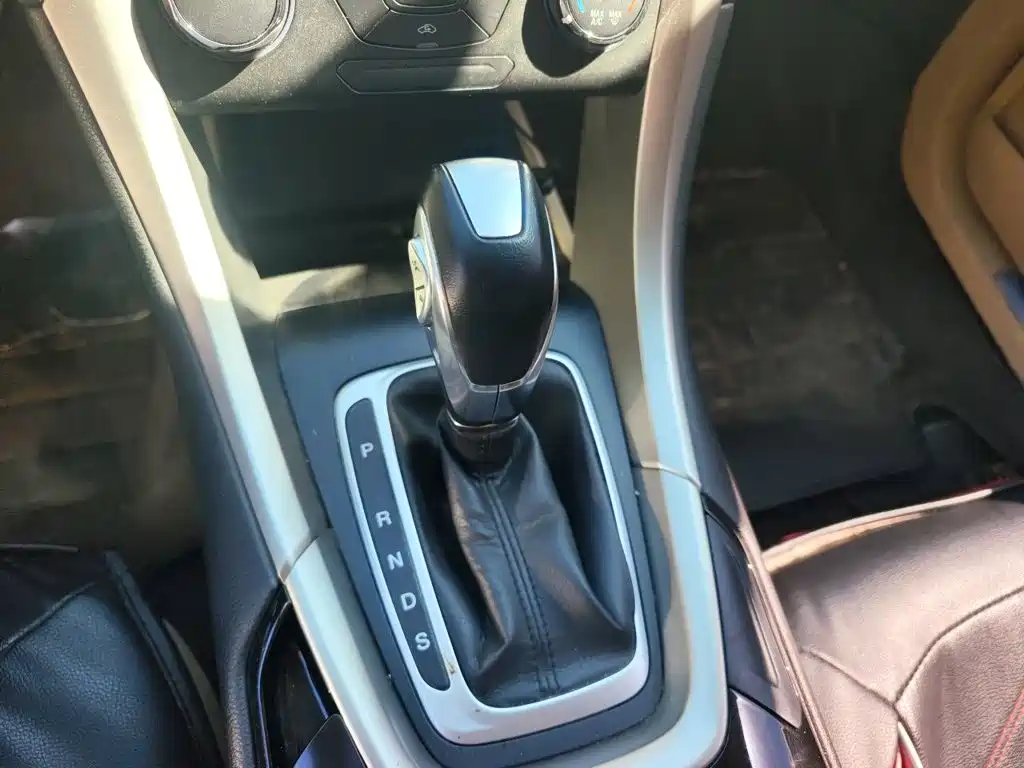 Mondeo 2013 1.5L GTDi180 comfort model купить на сайте DeffCars
