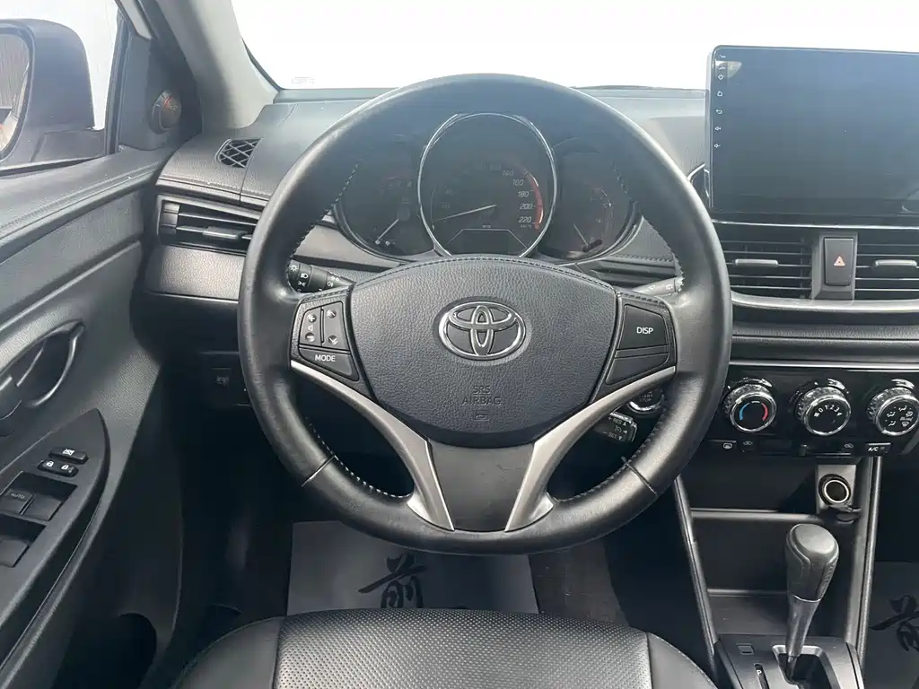 YARiS L Zhixuan 2022 Zhixuan X 1.5L CVT luxury PLUS version купить на сайте DeffCars