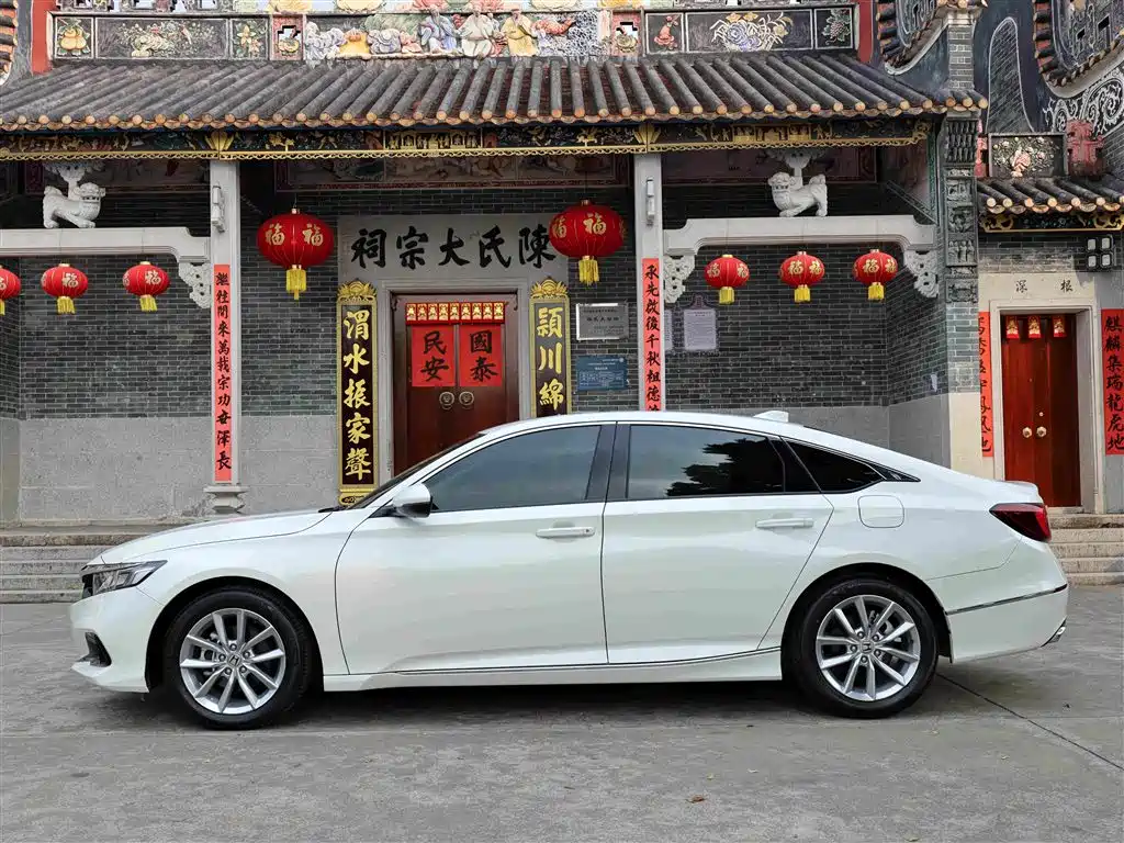 Accord 2022 260TURBO Deluxe Edition купить на сайте DeffCars