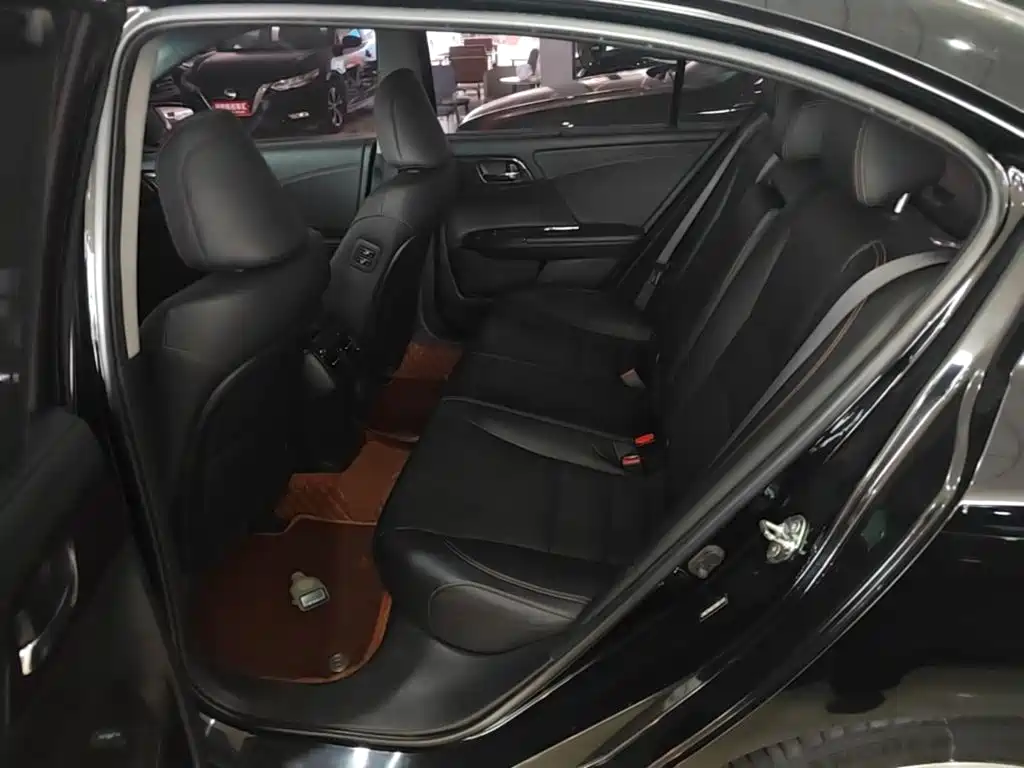 Accord 2014 3.0L VTI Premium Edition купить на сайте DeffCars
