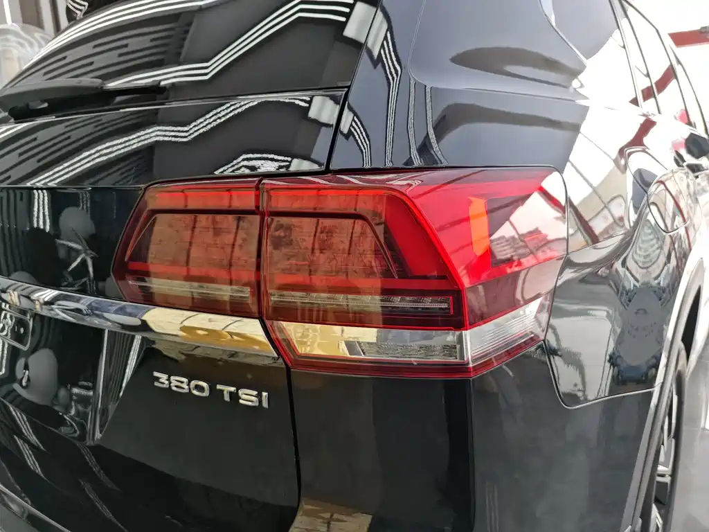 Touron 2020 facelift 380TSI four-wheel drive luxury version купить на сайте DeffCars
