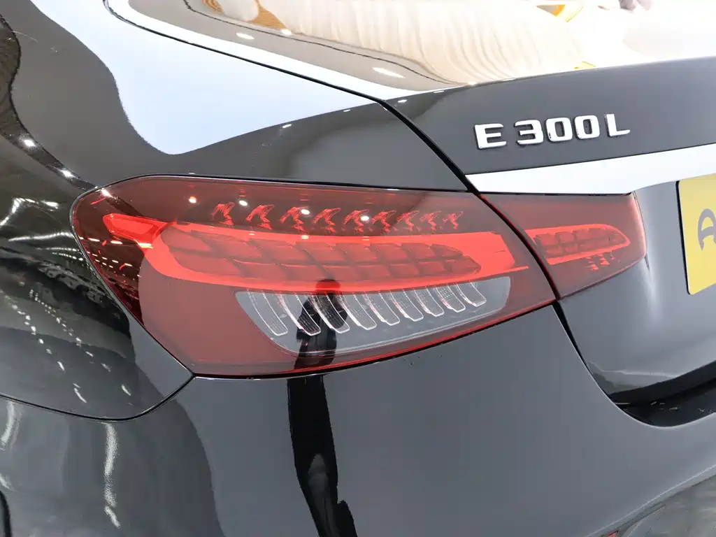 Mercedes-Benz E-Class 2022 Model Two E 300 L Fashion Model купить на сайте DeffCars