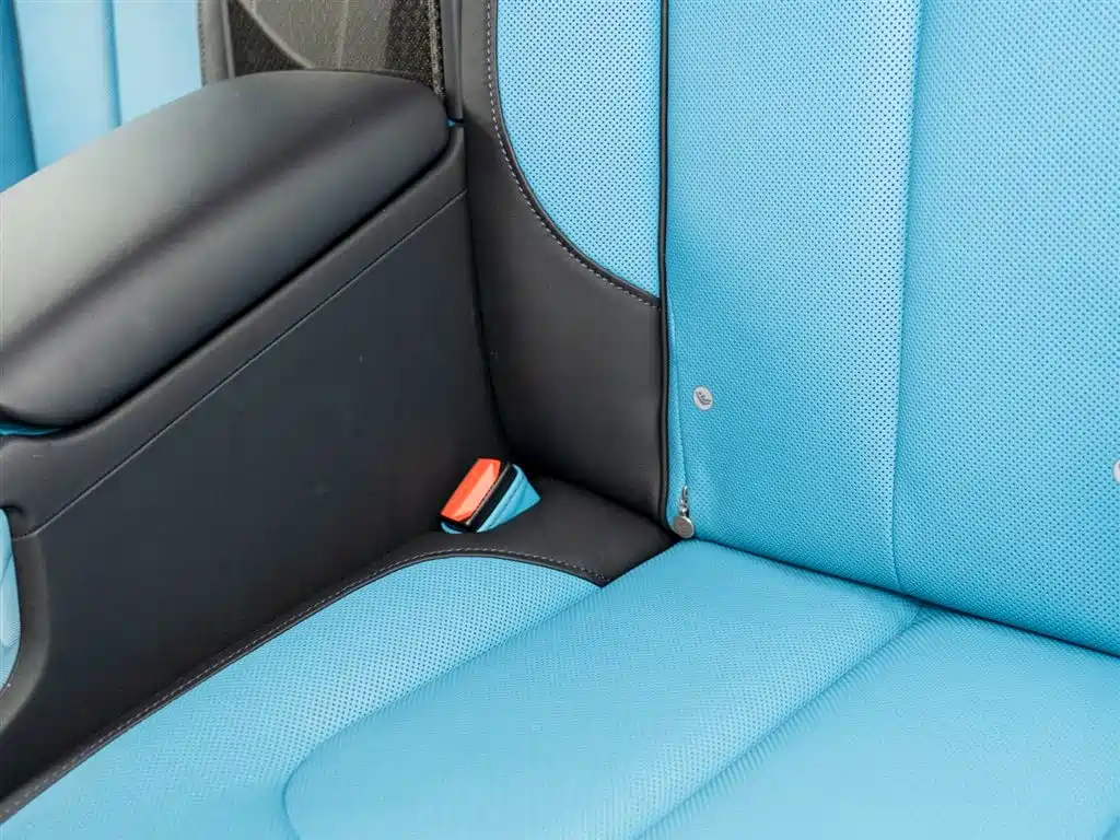 Cullinan 2024 Black Badge купить на сайте DeffCars