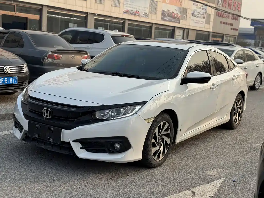 Civic 2019 220TURBO CVT Dynamic Edition National V купить на сайте DeffCars
