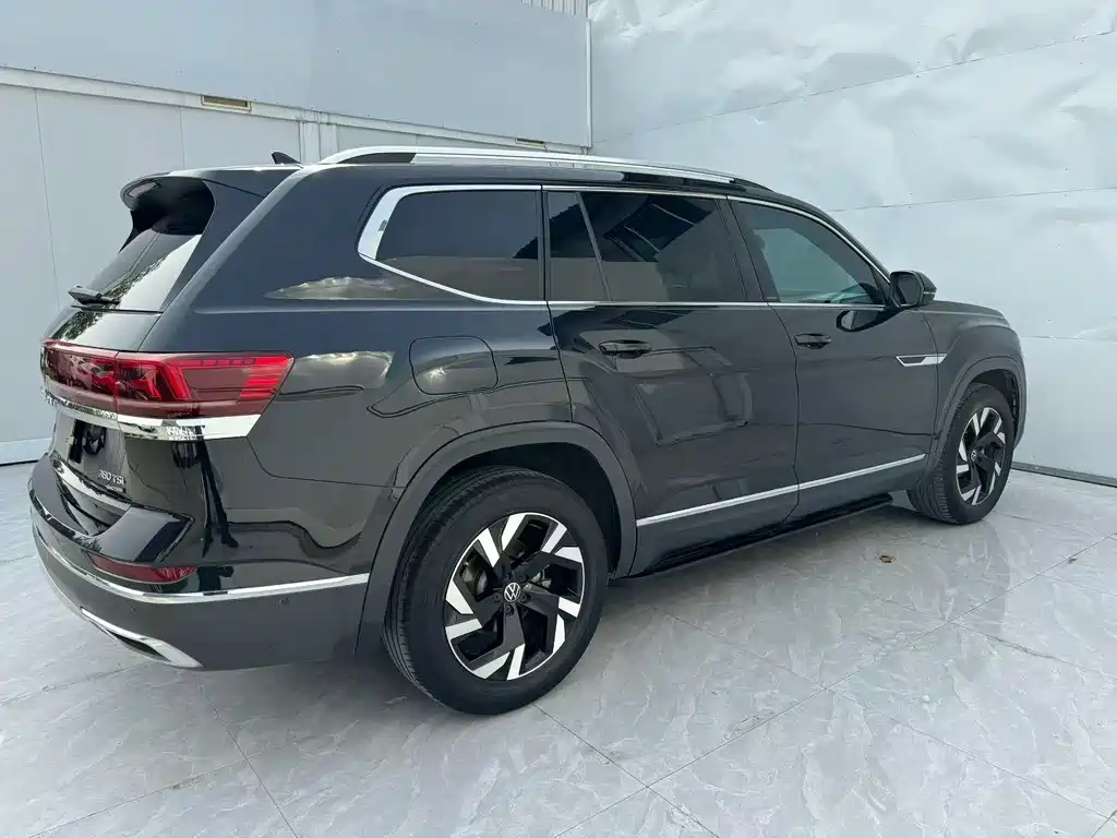 Touron 2021 380TSI four-wheel drive luxury version купить на сайте DeffCars