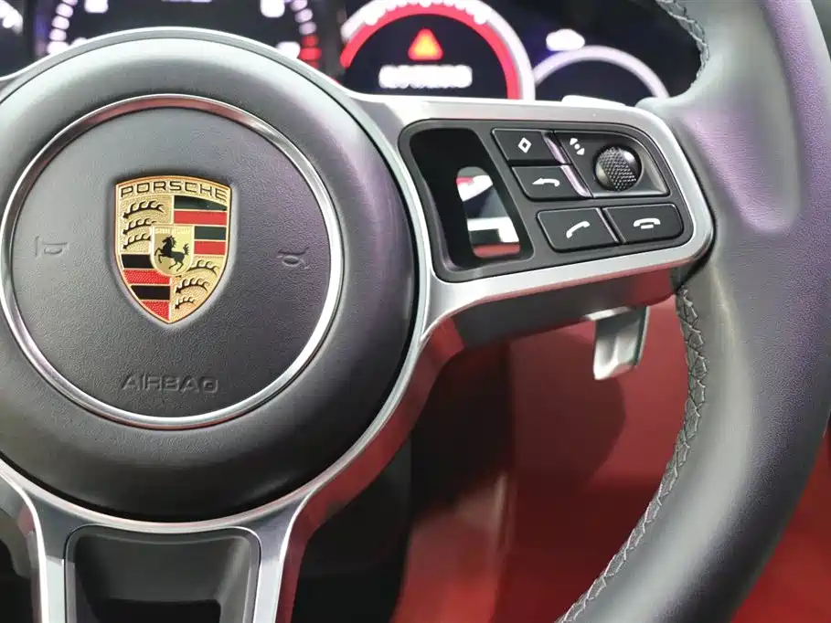 Cayenne 2023 Cayenne 3.0T Platinum Edition купить на сайте DeffCars