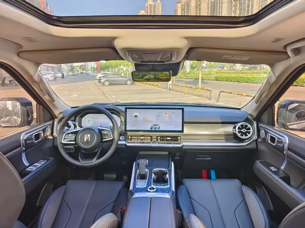 Tank 400 New Energy 2024 Hi4-T City Edition купить на сайте DeffCars