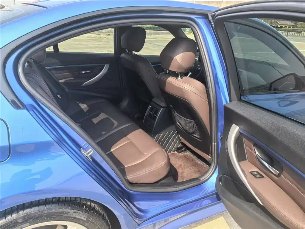BMW 3 Series 2018 320Li xDrive Fashion купить на сайте DeffCars