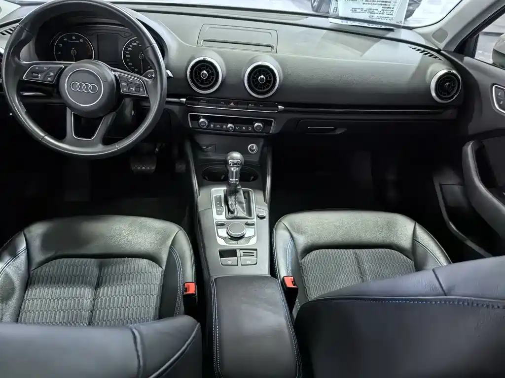 Audi A3 2019 Sportback 35 TFSI Fashion Type National VI купить на сайте DeffCars