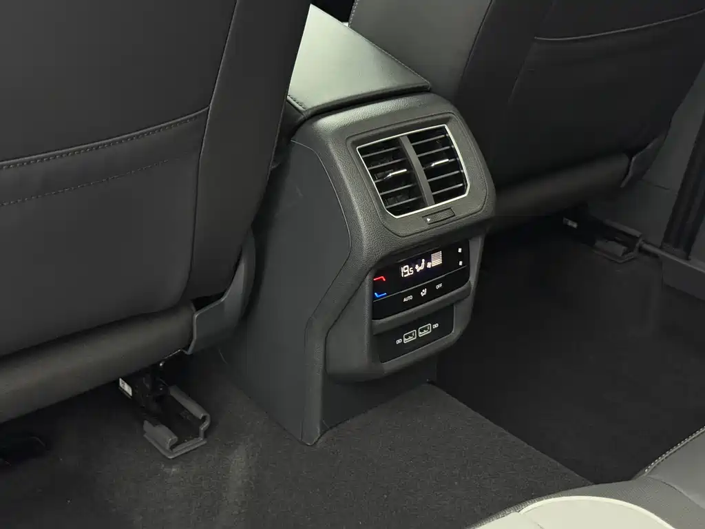 Tyron 2023 280TSI Deluxe Plus Advanced Edition купить на сайте DeffCars