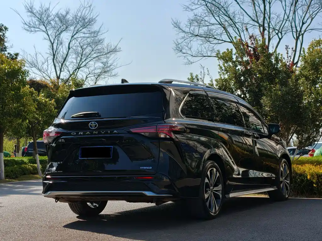 Grevia 2023 2.5L Hybrid Monarch VIP Edition купить на сайте DeffCars
