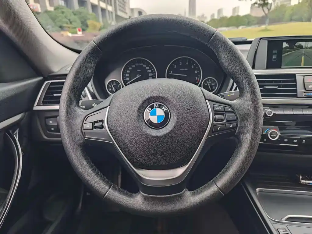 BMW 3 Series GT 2018 320i Fashion Model купить на сайте DeffCars
