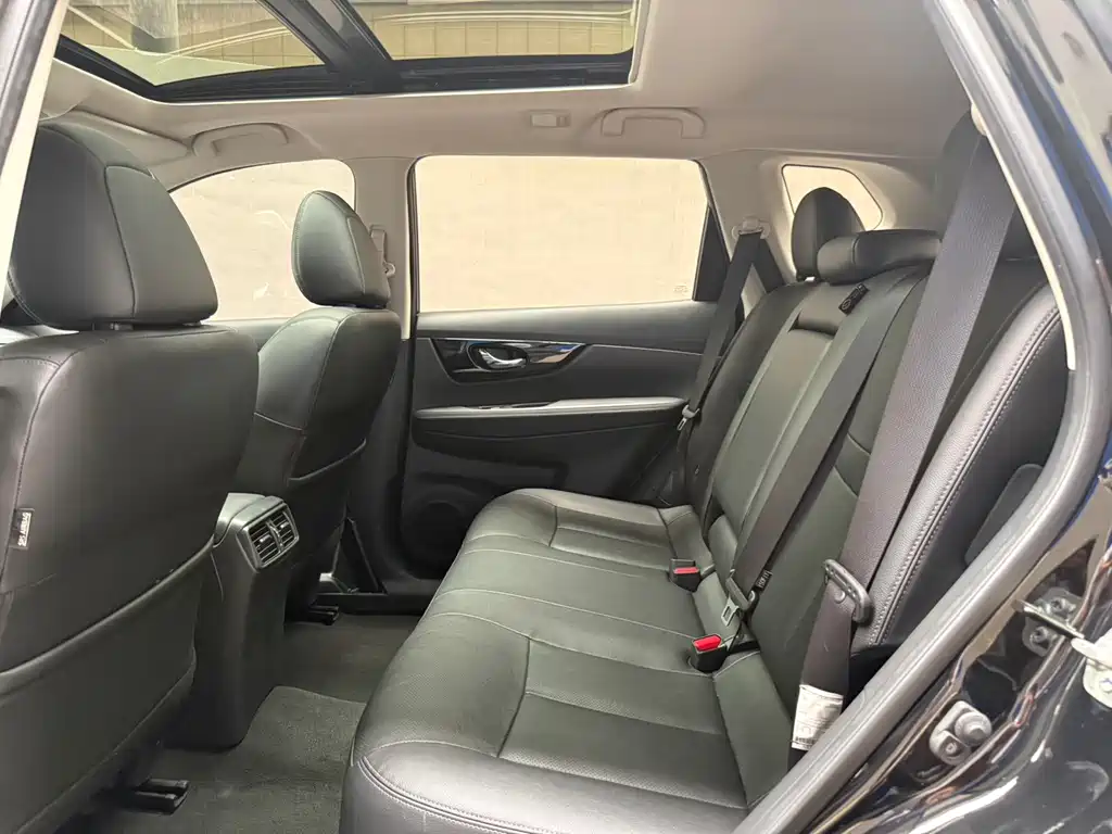 X-Trail 2023 Classic 2.0L 2WD Intelligent Comfort Edition купить на сайте DeffCars
