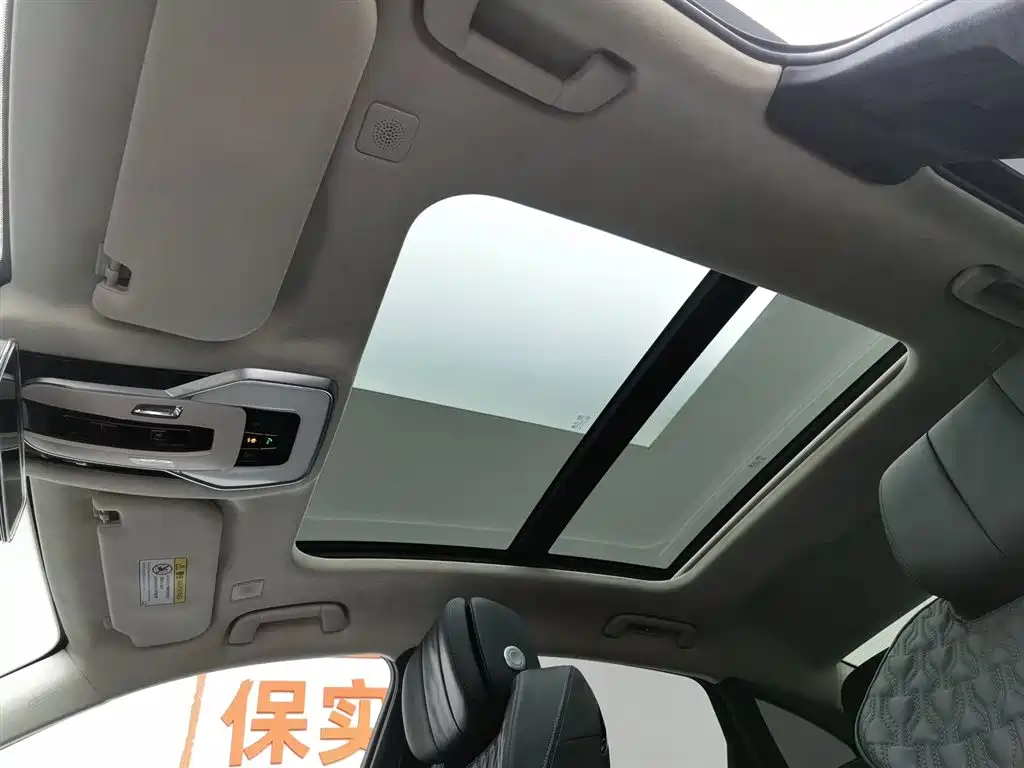 Hongqi H9 2020 3.0T Zhilian Qiling four-seater version купить на сайте DeffCars