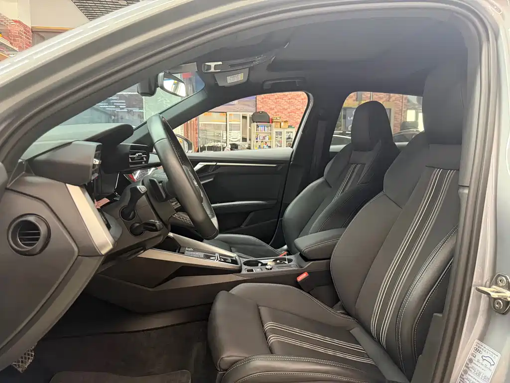 Audi A3 2023 facelift Sportback 35 TFSI stylish and sporty купить на сайте DeffCars