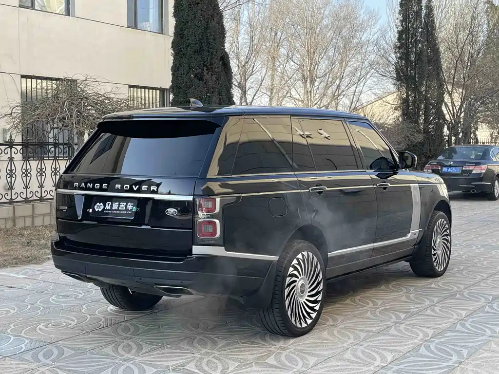 Range Rover 2020 3.0 L6 Honor Creation Extended Edition купить на сайте DeffCars