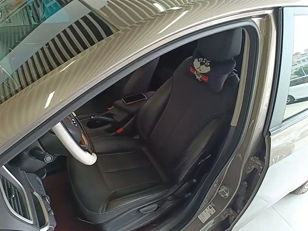 Yinglang 2021 model model 1.5L automatic elite model купить на сайте DeffCars