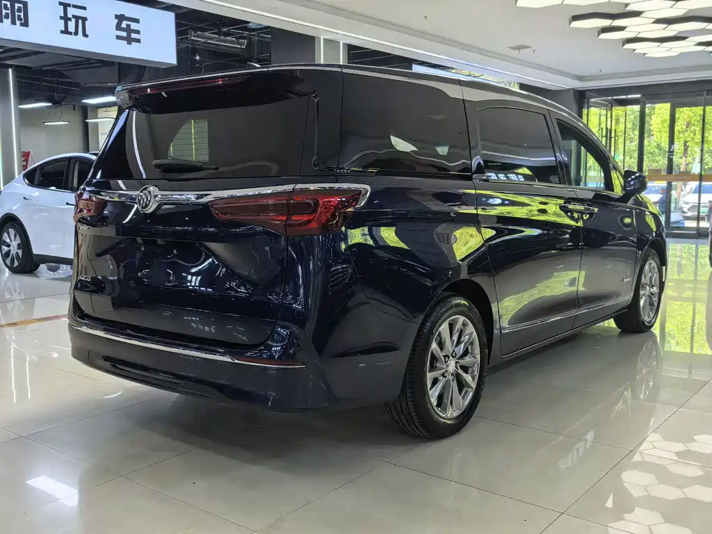 Buick GL8 2022 Avenir Four-seater Premium Edition купить на сайте DeffCars