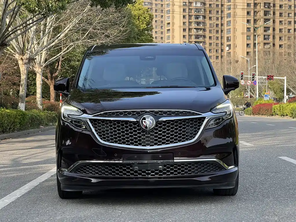 Buick GL8 2022 facelift Avenir six-seater Xianli version купить на сайте DeffCars