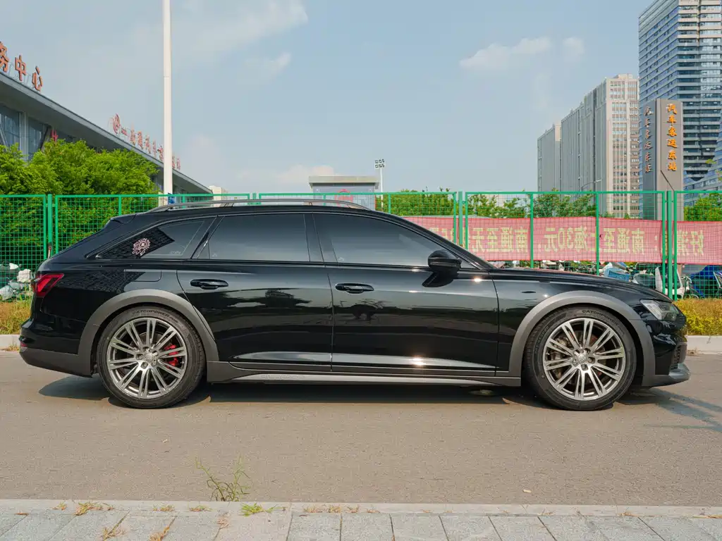 Audi A6 imported 2021 allroad quattro explorer 55 TFSI exclusive off-road model купить на сайте DeffCars