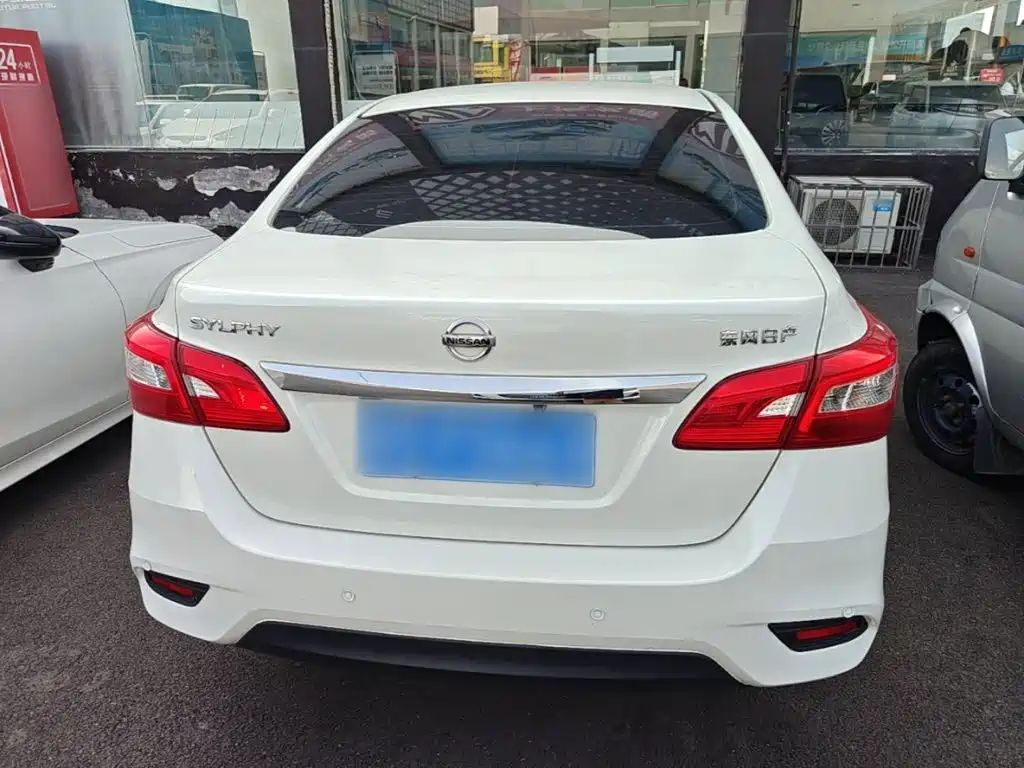 Sylphy 2016 1.6XL CVT Exclusive Edition купить на сайте DeffCars