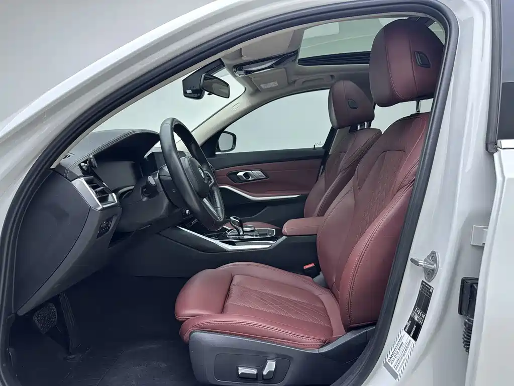 BMW 3 Series 2022 320Li M Sports Package купить на сайте DeffCars