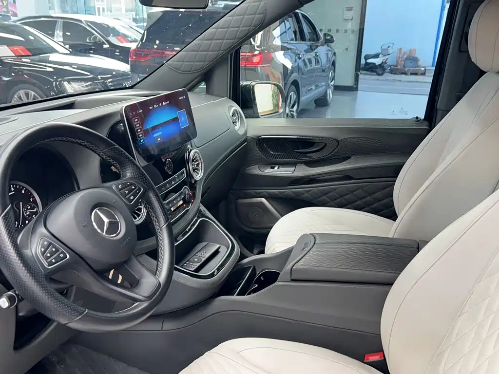 Vito 2023 2.0T Elite Edition 7 seats купить на сайте DeffCars