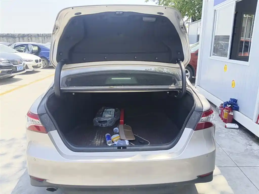 Camry 2021 Shuangqing 2.5HG Deluxe Edition купить на сайте DeffCars