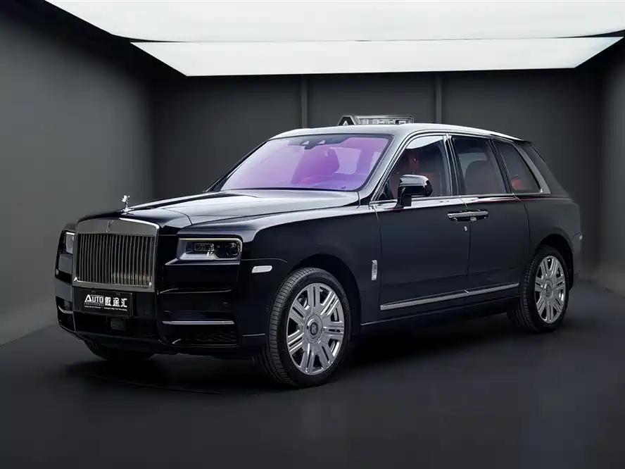 Cullinan 2018 four-seat version купить на сайте DeffCars