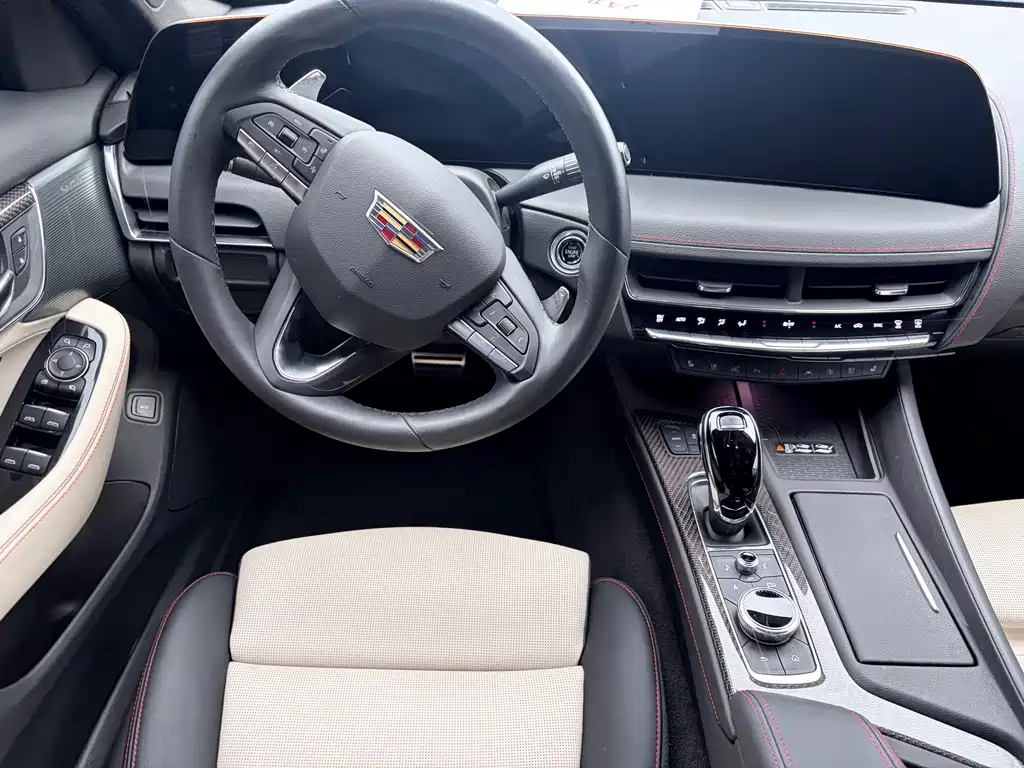 Cadillac CT5 2025 28T Track Performance Edition + Peak Optional Package купить на сайте DeffCars