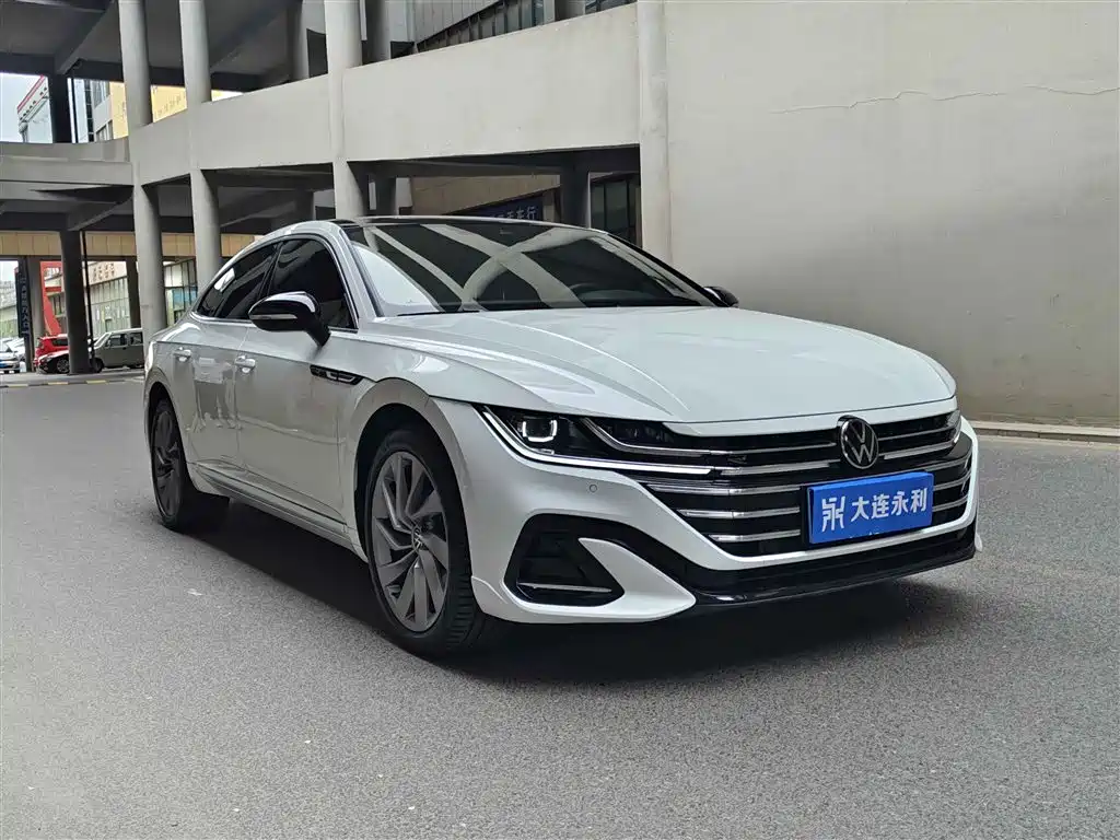 FAW-Volkswagen CC 2024 380TSI eye-catching version купить на сайте DeffCars