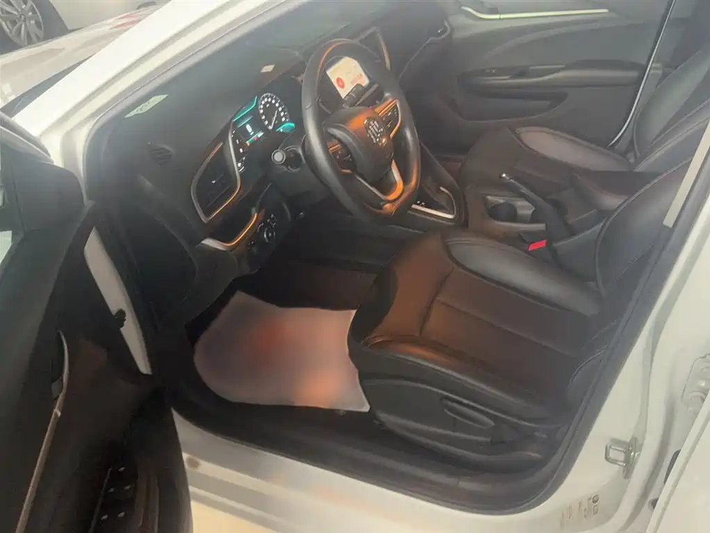 Yinglang 2021 model model 1.5L automatic elite model купить на сайте DeffCars