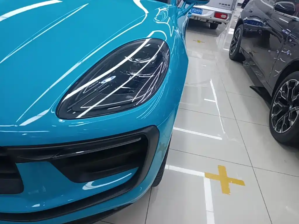 Macan 2023 Macan T 2.0T купить на сайте DeffCars