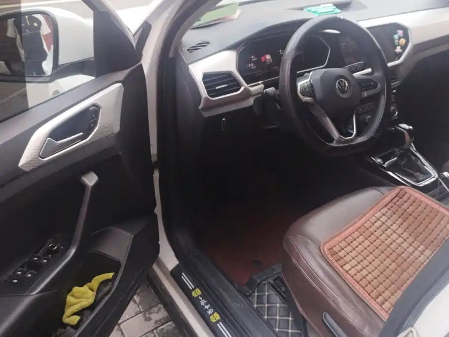 Tanying 2021 1.5L Automatic Yuezhi Connected Edition купить на сайте DeffCars