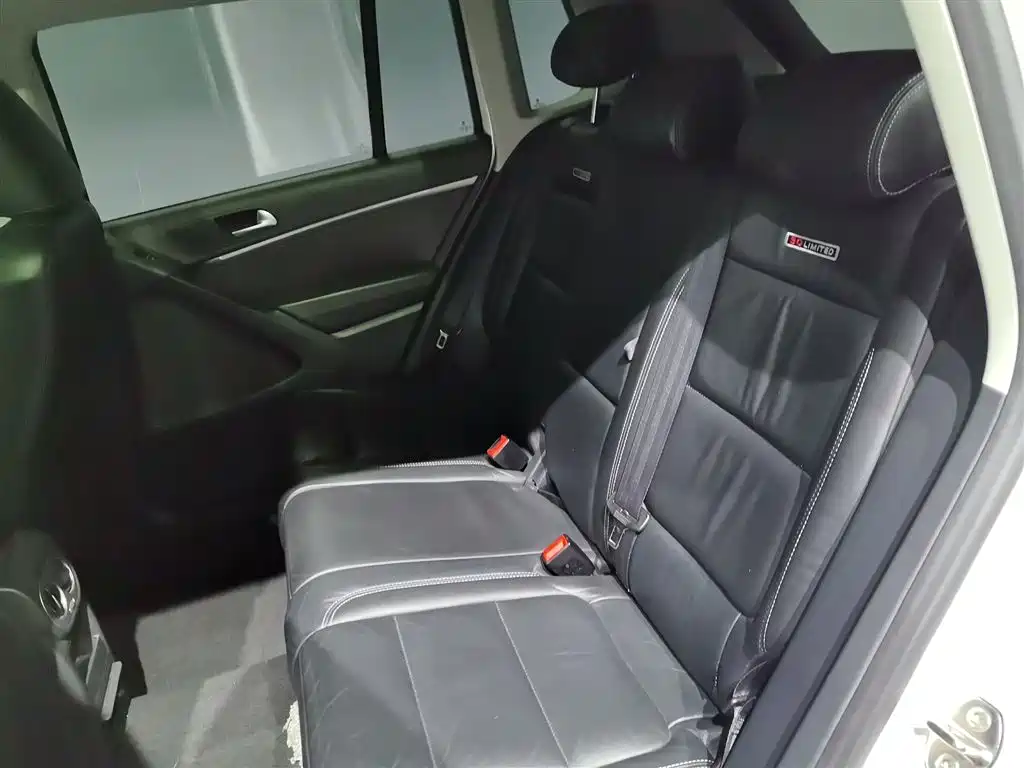 Tiguan 2014 1.8TSI automatic two-wheel drive 30th anniversary commemorative edition купить на сайте DeffCars